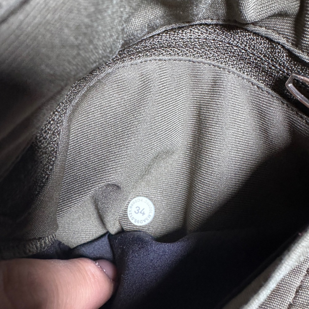 Lululemon ABC Pants Mens 34 35x31 Olive Green Solid Technical Commuter Trousers - Picture 4 of 7